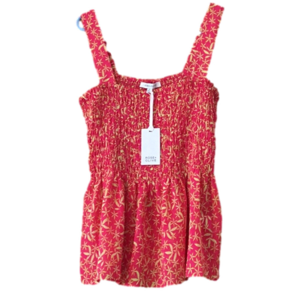 Rose and Olive ☀️nwt☀️ sleeveless top, women’s size medium. Fit and flare